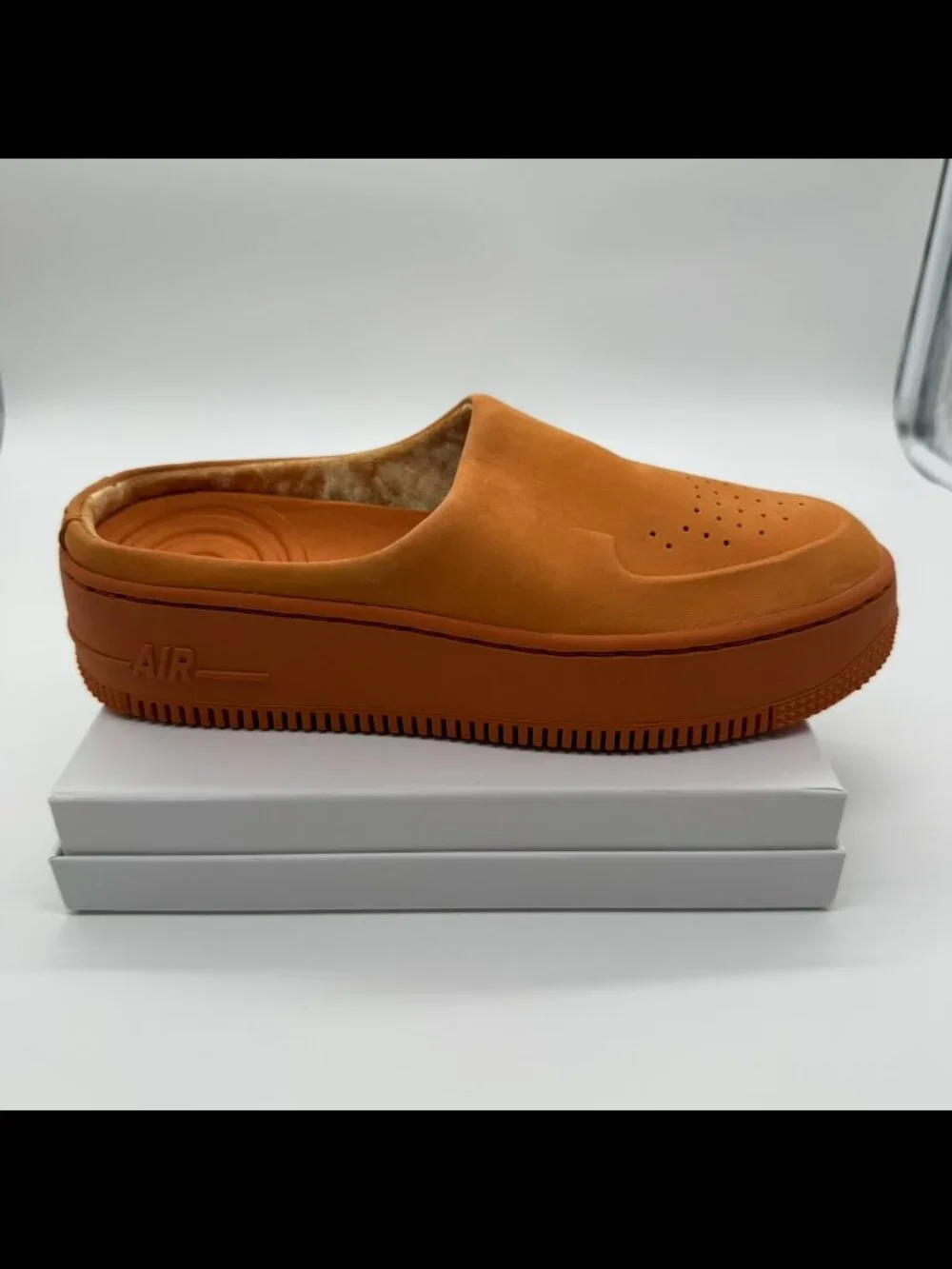 NIKE Air Force 1 Lover XX Shoe Women's Size 7.5 Orange